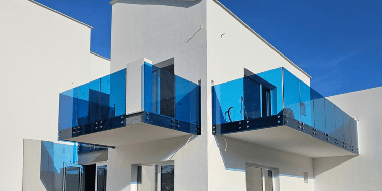 Glass_railings_terace_inox_point_holders
