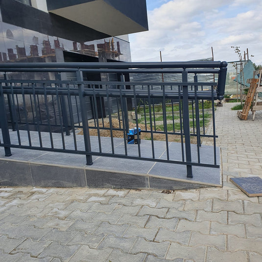 alumin_railings_painted_ral_antracit_7016