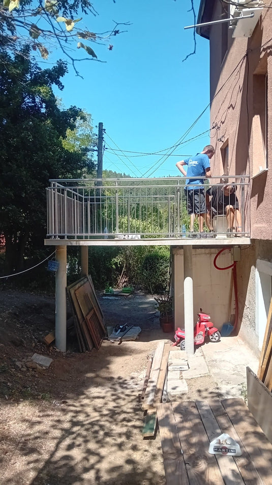 inox-vertical-railings_4